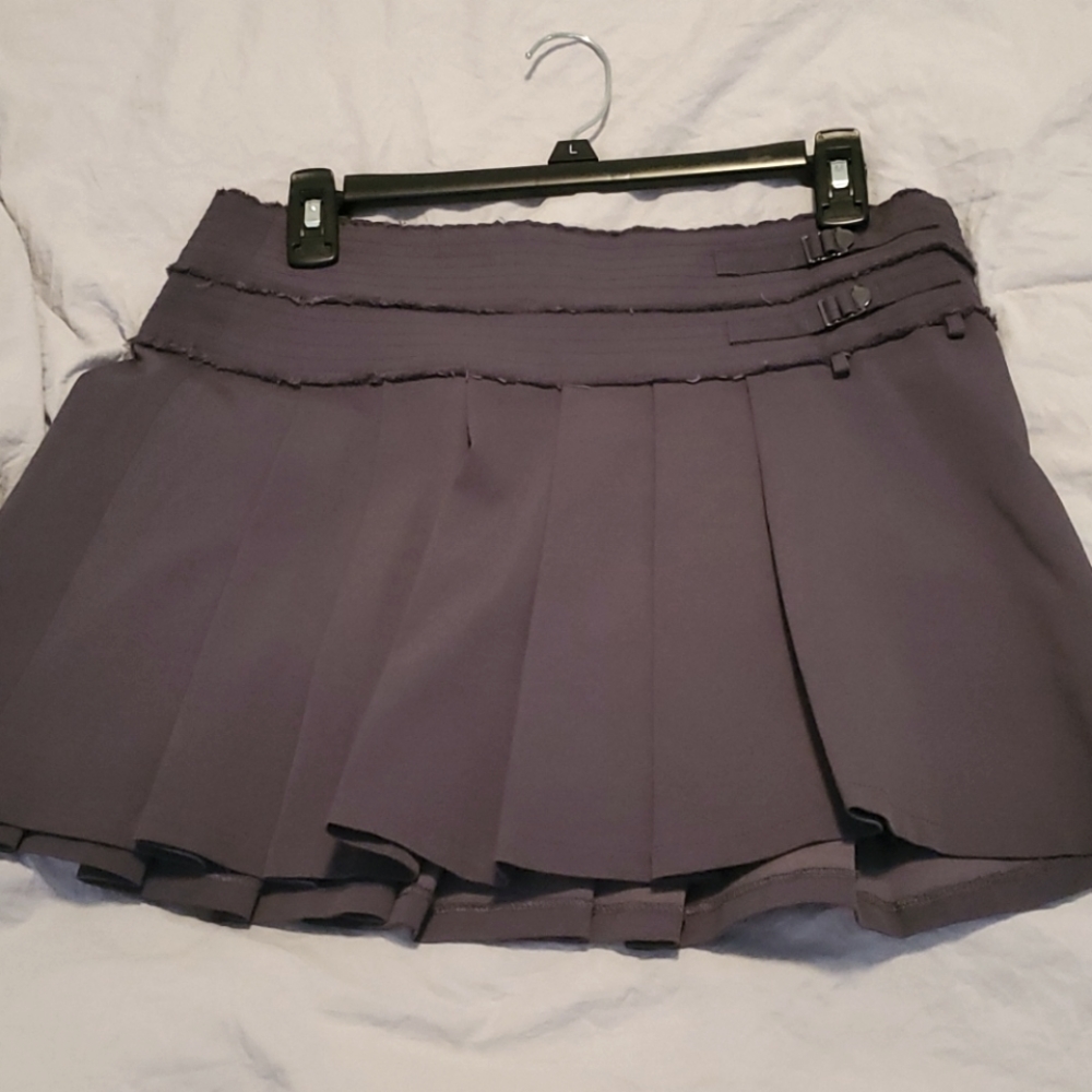 Short sexy bebe  skirt size 6